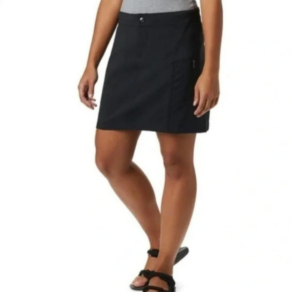 Columbia Just Right Omni Shield Black Athletic Skort Women's Size 6 Outdoors EUC